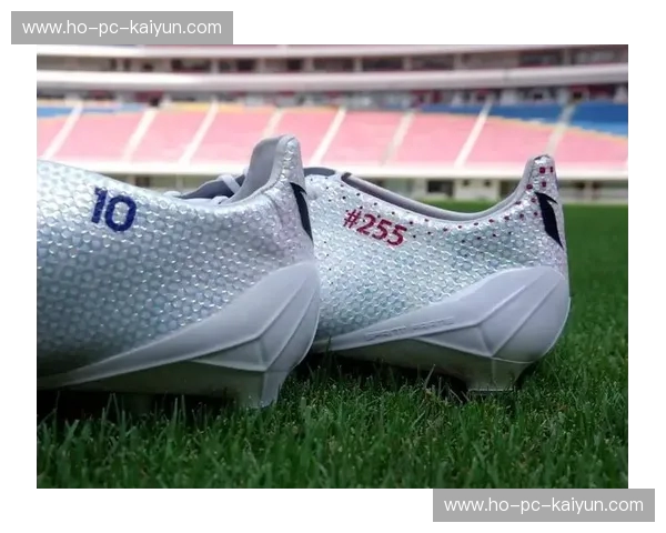 绝代双骄的巅峰注脚：回望2012，那场让世界停摆的国家德比